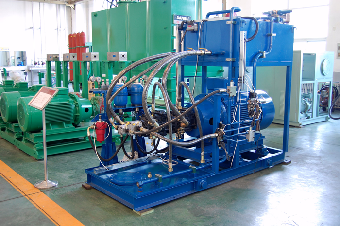 破碎機(jī)液壓系統(tǒng)